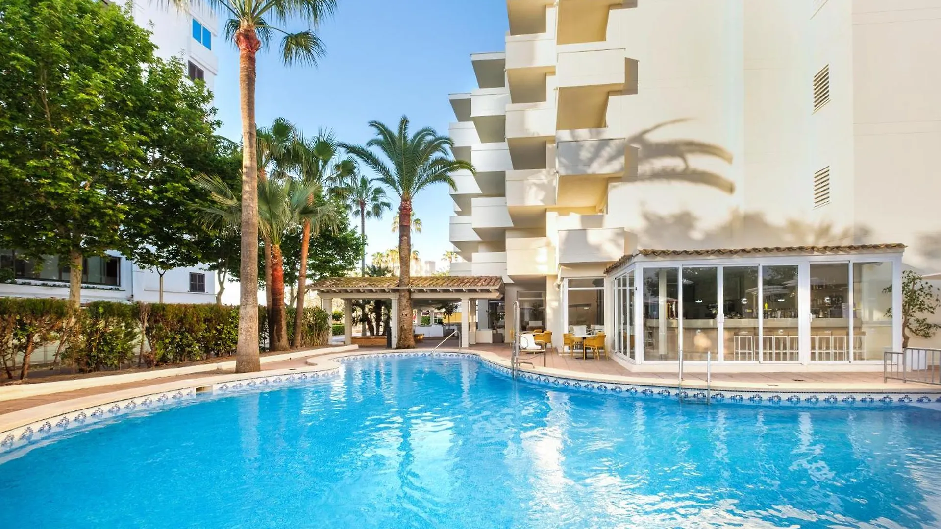 Cabot Cap De Mar Hotel Cala Bona 4*,