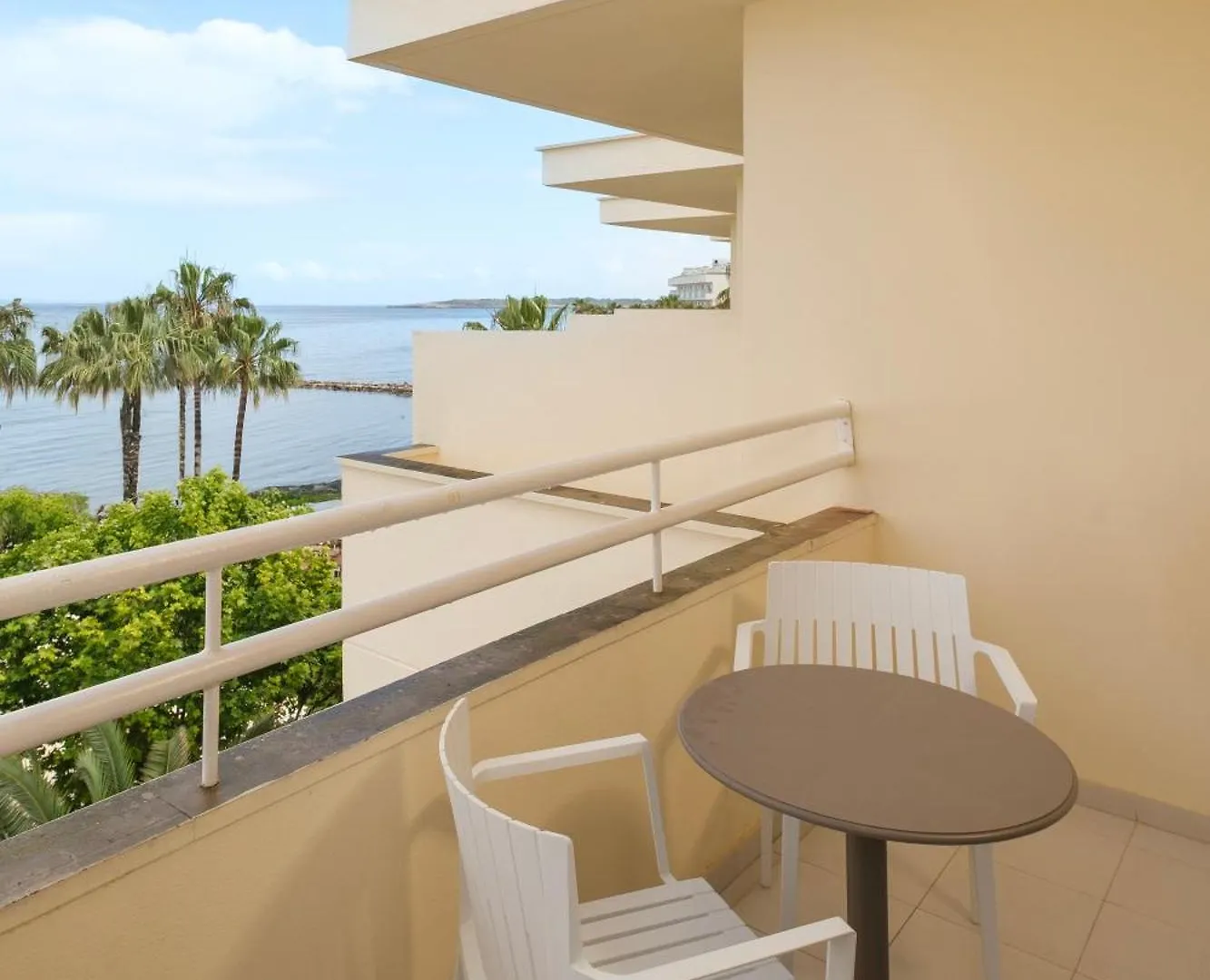 Cabot Cap De Mar Hotel Cala Bona 4*,
