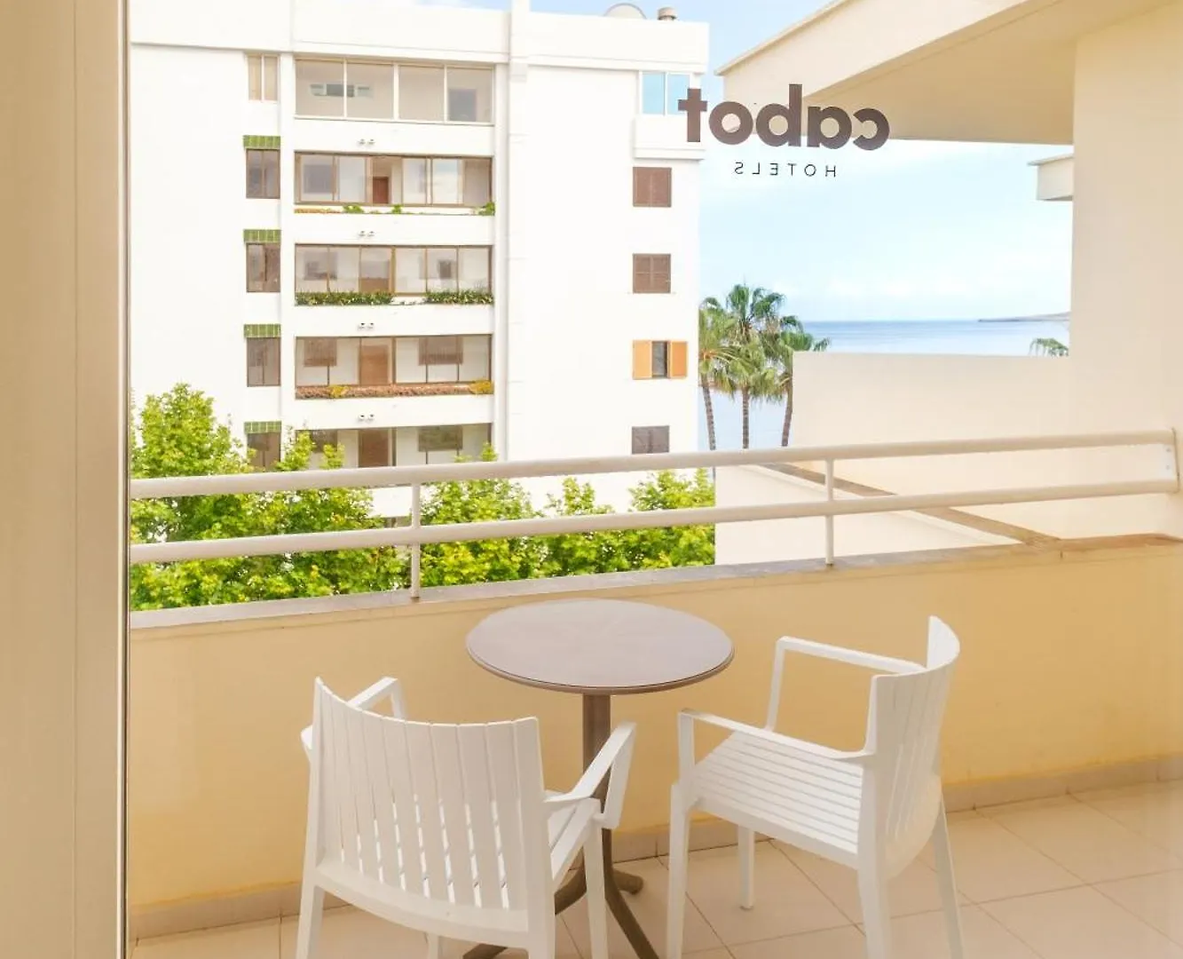 Cabot Cap De Mar Hotell Cala Bona