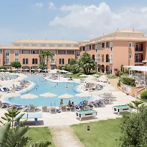 Grupotel Macarella & Lägenhetshotell