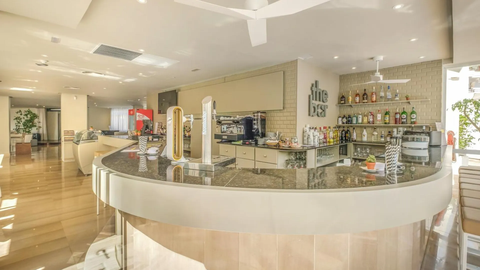 Cabot Cap De Mar Spa Cala Bona  İspanya